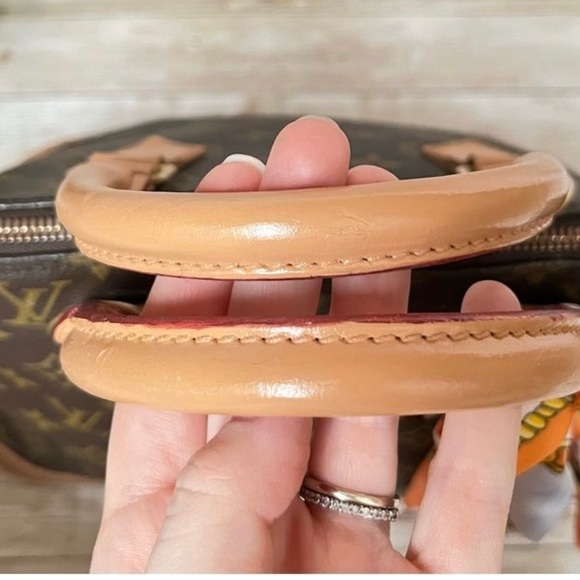 AUTHENTIC LOUIS VUITTON ALMA PM - Picture 6 of 10